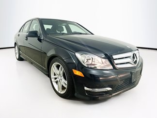 Used 2013 Mercedes-Benz C 300 4MATIC Sedan image 1