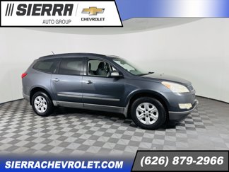 Used 2011 Chevrolet Traverse LS image 1