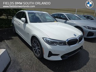 Used 2022 BMW 330e image 1