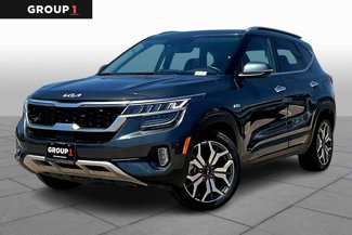 Certified 2023 Kia Seltos SX w/ SX Sunroof Package image 1