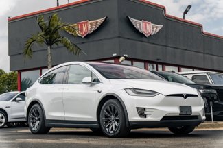 Used 2018 Tesla Model X 100D image 1