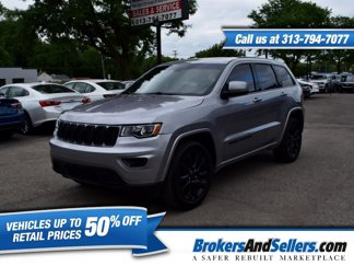 Used 2018 Jeep Grand Cherokee Altitude image 1