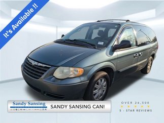 Used 2005 Chrysler Town & Country Touring image 1