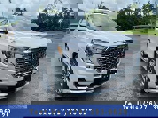 Used 2022 GMC Terrain Denali w/ Denali Premium Package image 1