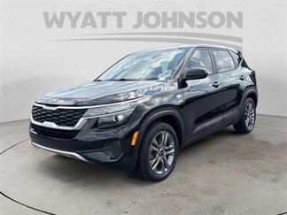 Used 2021 Kia Seltos LX image 1