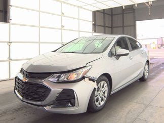 Used 2019 Chevrolet Cruze LS image 1