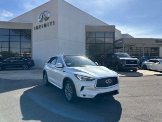New 2025 INFINITI QX50 Luxe image 1