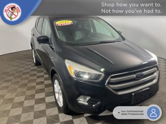 Used 2017 Ford Escape SE image 1