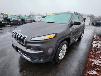 Used 2017 Jeep Cherokee Limited image 1