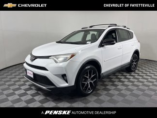 Used 2016 Toyota RAV4 SE image 1