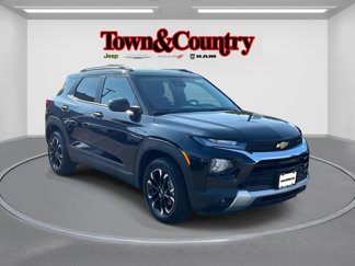 Used 2023 Chevrolet TrailBlazer LT w/ Convenience Package image 1