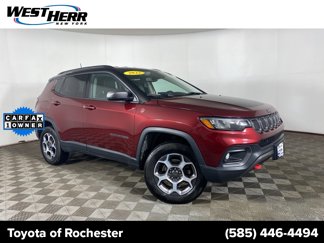 Used 2022 Jeep Compass Trailhawk w/ Trailhawk Convenience Group image 1