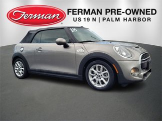 Used 2018 MINI Cooper S image 1