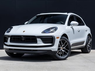Used 2024 Porsche Macan image 1