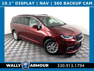 Used 2021 Chrysler Pacifica Touring-L w/ Uconnect Theater Family Group image 1