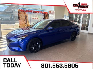 Used 2023 Hyundai Elantra SEL image 1