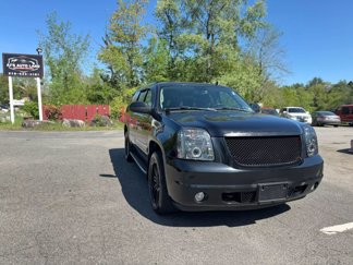 Used 2011 GMC Yukon XL Denali image 1