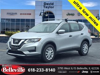 Used 2020 Nissan Rogue S image 1