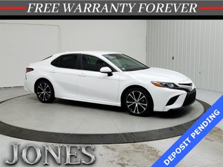 Used 2019 Toyota Camry SE image 1