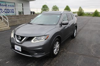 Used 2015 Nissan Rogue SV image 1