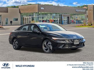 New 2025 Hyundai Elantra SEL image 1