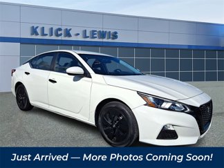 Used 2020 Nissan Altima 2.5 S image 1