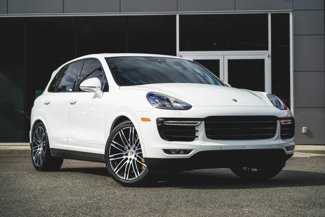 Used 2016 Porsche Cayenne Turbo S image 1