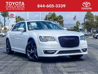 Used 2021 Chrysler 300 Touring L image 1