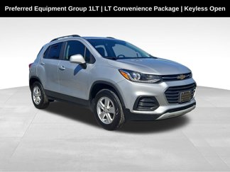 Used 2022 Chevrolet Trax LT w/ LT Convenience Package image 1