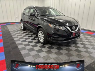 Used 2023 Nissan Rogue Sport SV image 1