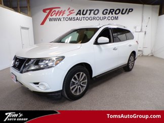 Used 2015 Nissan Pathfinder S image 1