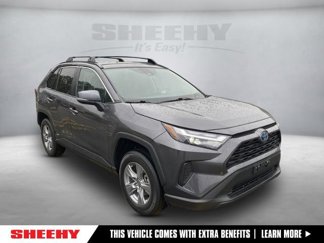 Used 2022 Toyota RAV4 XLE image 1