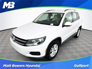 Used 2016 Volkswagen Tiguan S image 1