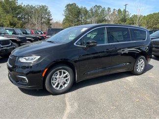 New 2025 Chrysler Pacifica Select image 1