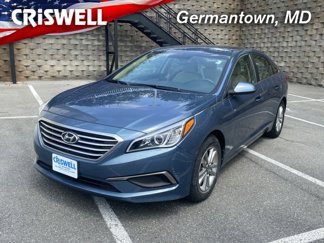 Used 2016 Hyundai Sonata SE image 1