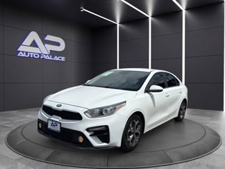 Used 2019 Kia Forte LXS image 1