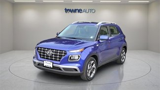 Used 2022 Hyundai Venue Limited w/ Cargo Package image 1