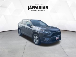 Used 2021 Toyota RAV4 XLE image 1