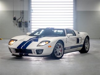 Used 2005 Ford GT image 1