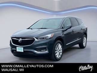 Used 2018 Buick Enclave Essence image 1