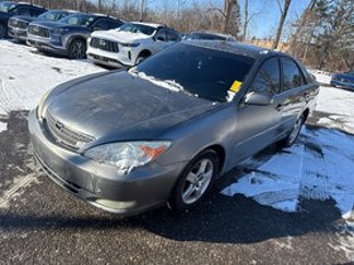 Used 2002 Toyota Camry LE image 1