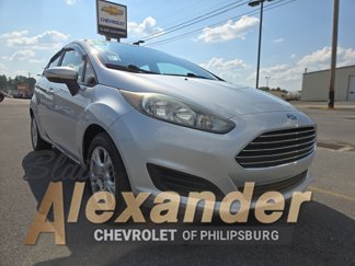 Used 2015 Ford Fiesta SE image 1