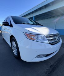 Used 2011 Honda Odyssey Touring image 1