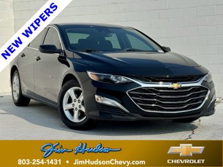 Used 2024 Chevrolet Malibu LS image 1