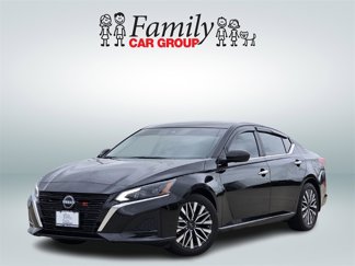 Used 2024 Nissan Altima 2.5 SV image 1
