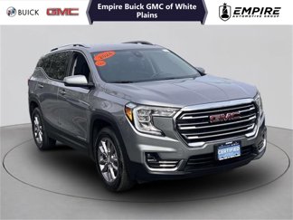 Used 2024 GMC Terrain SLT image 1