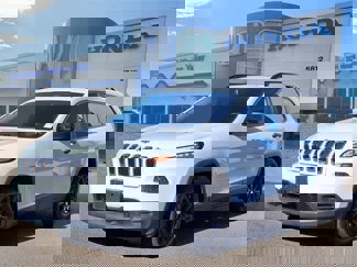 Used 2016 Jeep Cherokee Sport image 1