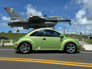 Used 2003 Volkswagen Beetle GLS image 1
