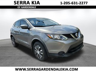 Used 2018 Nissan Rogue Sport S image 1