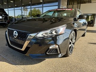 Used 2022 Nissan Altima 2.5 SR image 1